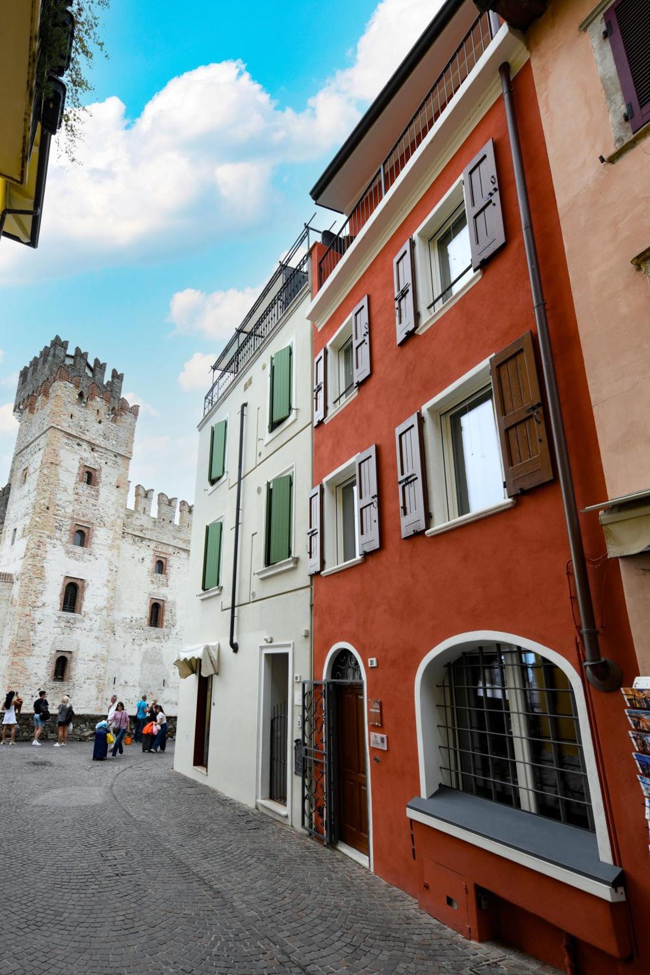 Locanda Carolina Valerio Catullo Sirmione Exterior photo