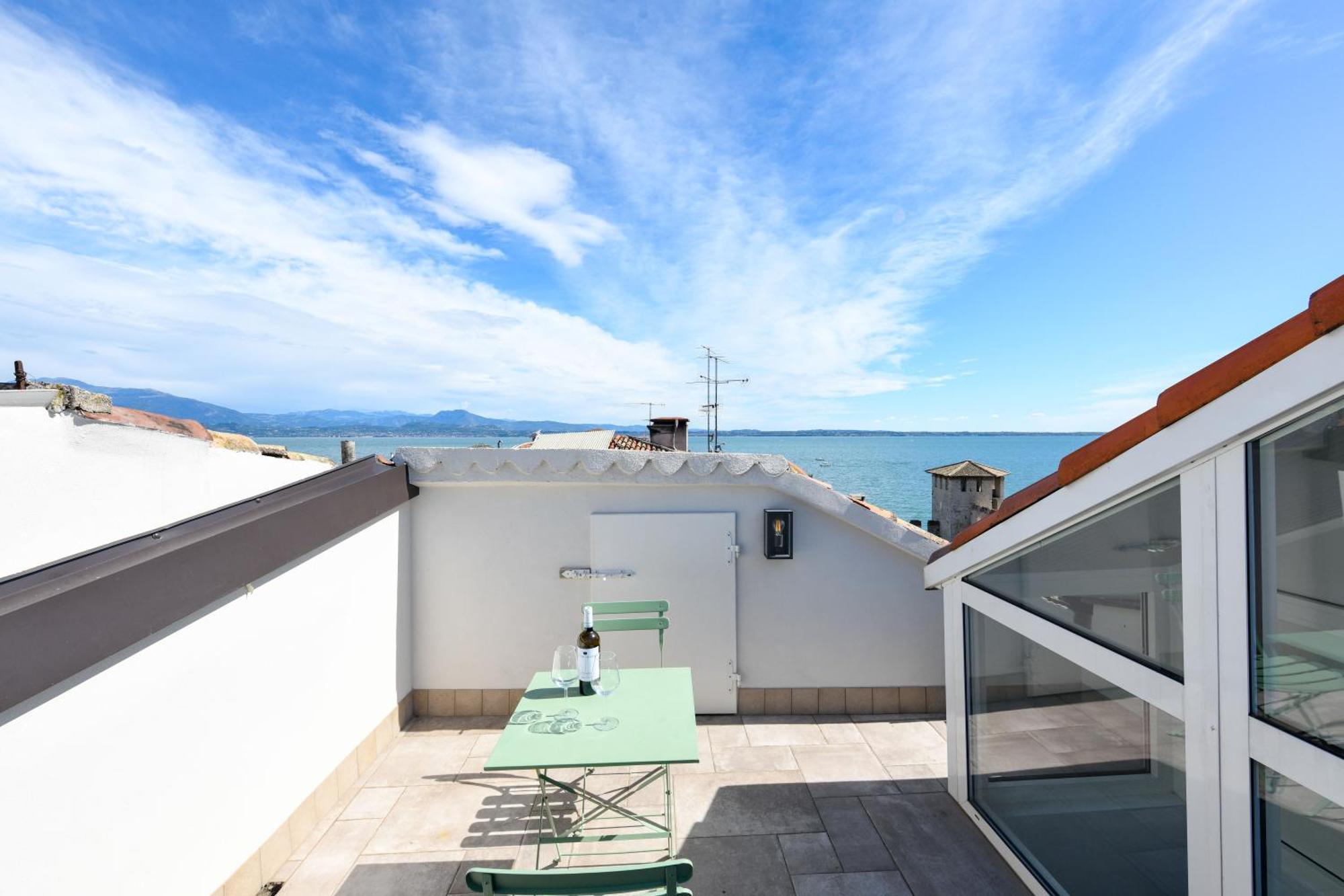 Locanda Carolina Valerio Catullo Sirmione Exterior photo
